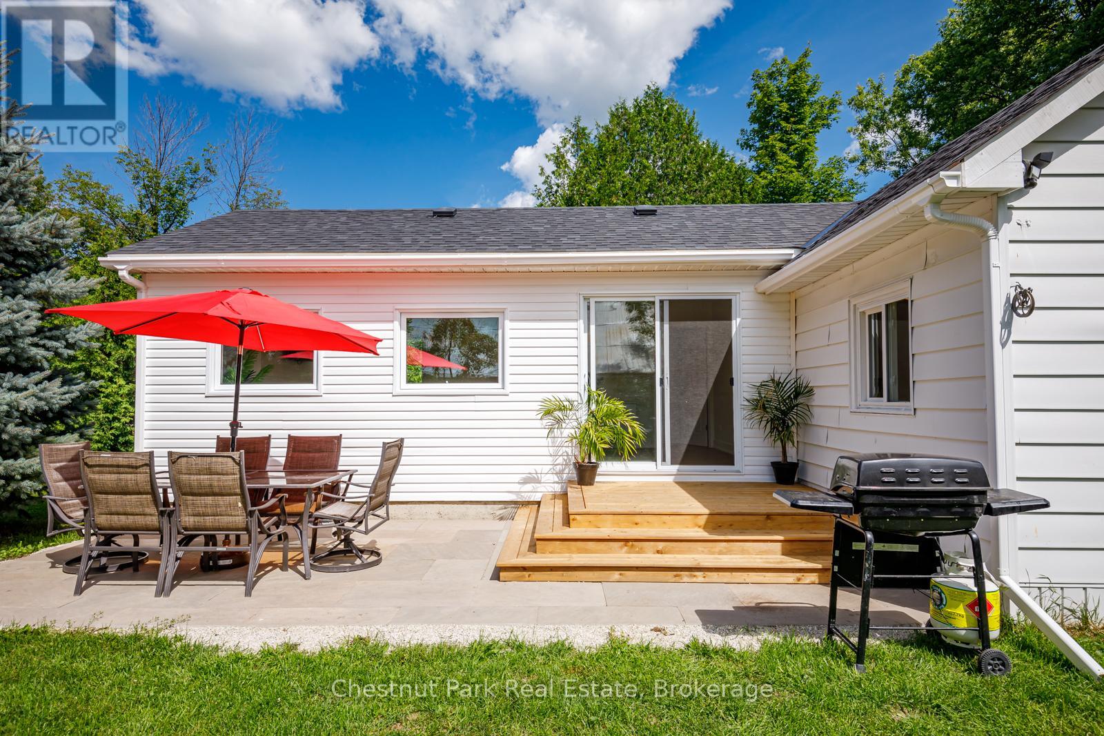 Photo 10 of 208 Redan Street, Grey Highlands ON