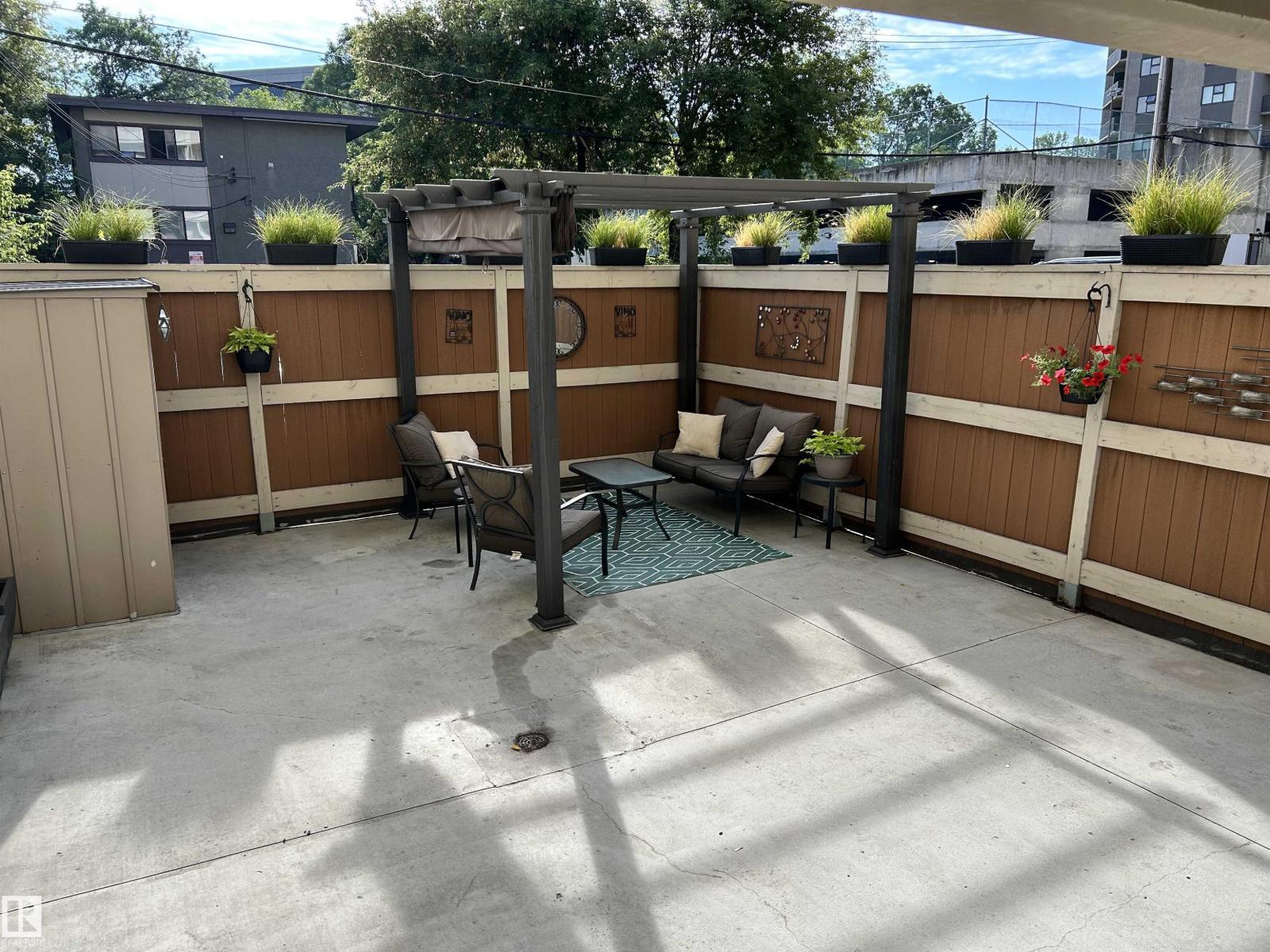 Photo 19 of 104 10175 114 St Nw, Edmonton AB