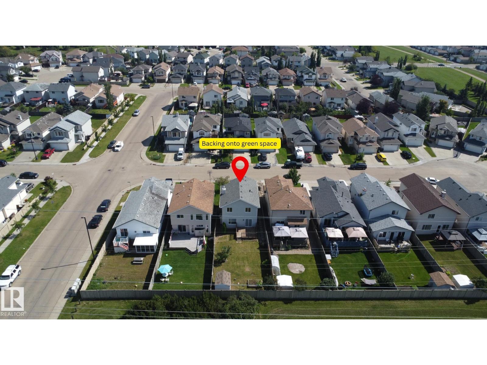 Photo 4 of 3240 26 St Nw, Edmonton AB