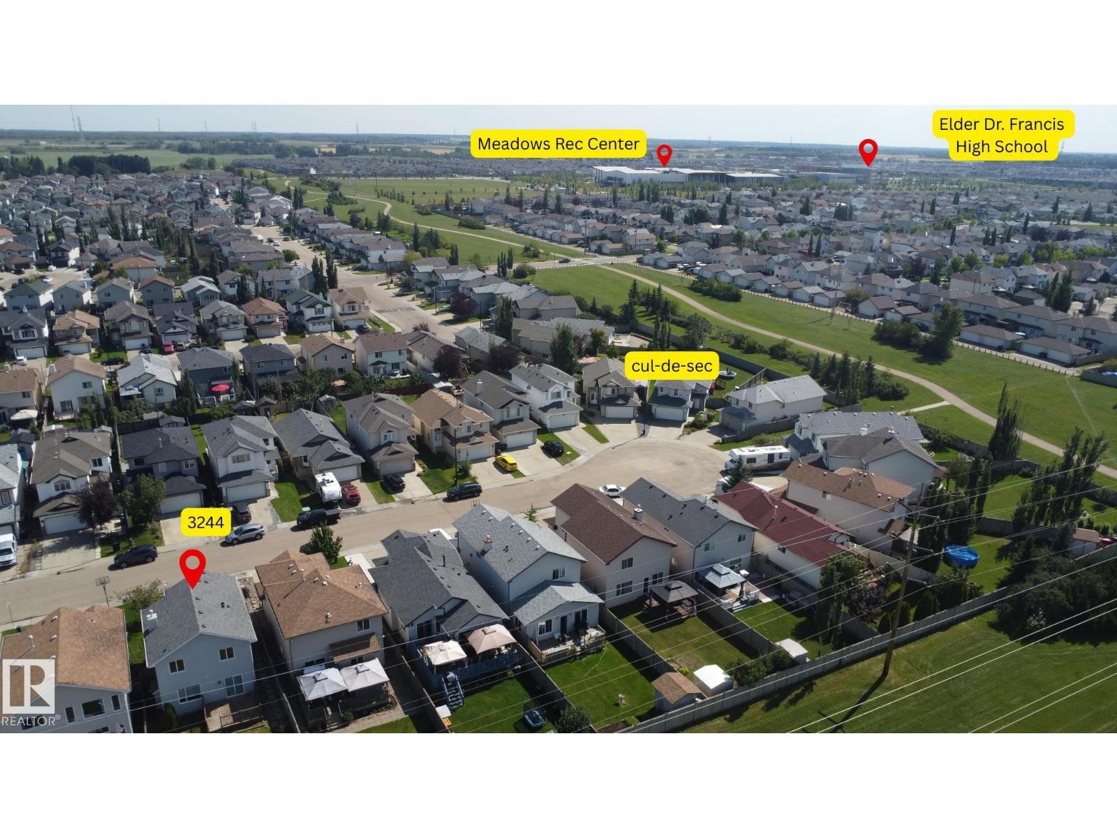 Photo 5 of 3240 26 St Nw, Edmonton AB
