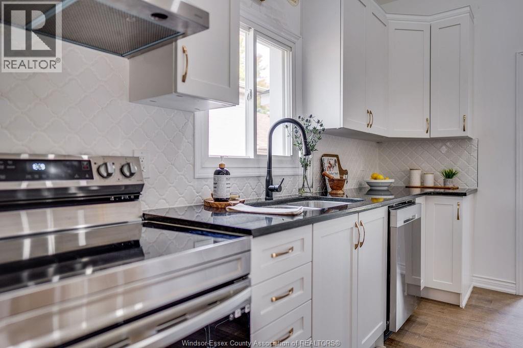 Photo 16 of 13028 Tecumseh Road East, Tecumseh ON