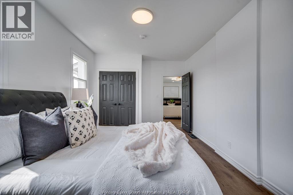Photo 1 of 13028 Tecumseh Road East, Tecumseh ON