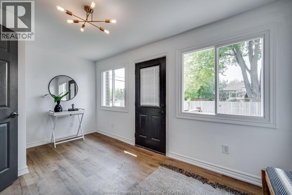 Photo 21 of 13028 Tecumseh Road East, Tecumseh ON
