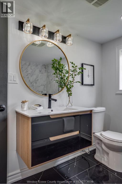 Photo 9 of 13028 Tecumseh Road East, Tecumseh ON