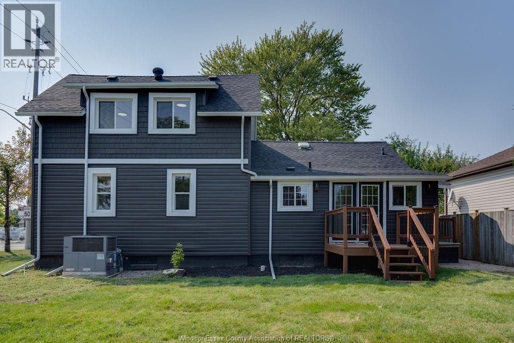 Photo 30 of 13028 Tecumseh Road East, Tecumseh ON