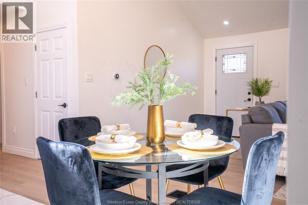 Photo 17 of 416 Indian Creek Road West, Chatham ON