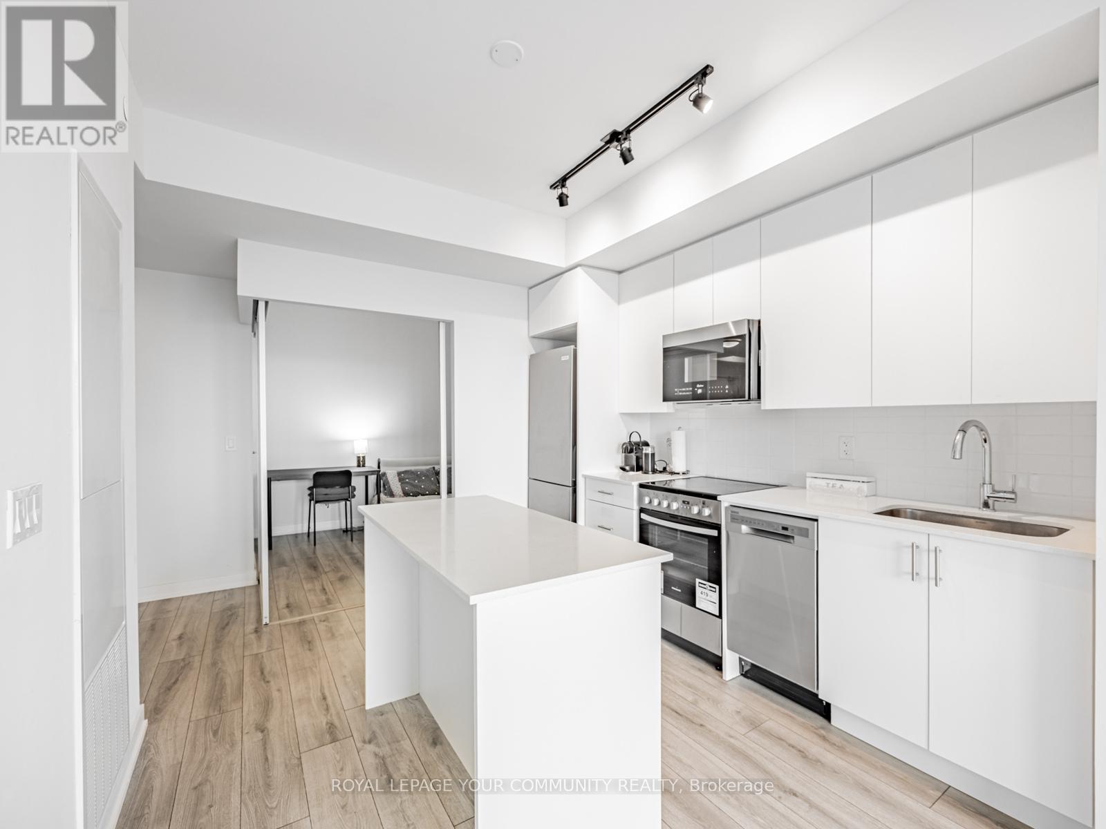 Photo 1 of 2301 15 Ellerslie Avenue, Toronto ON