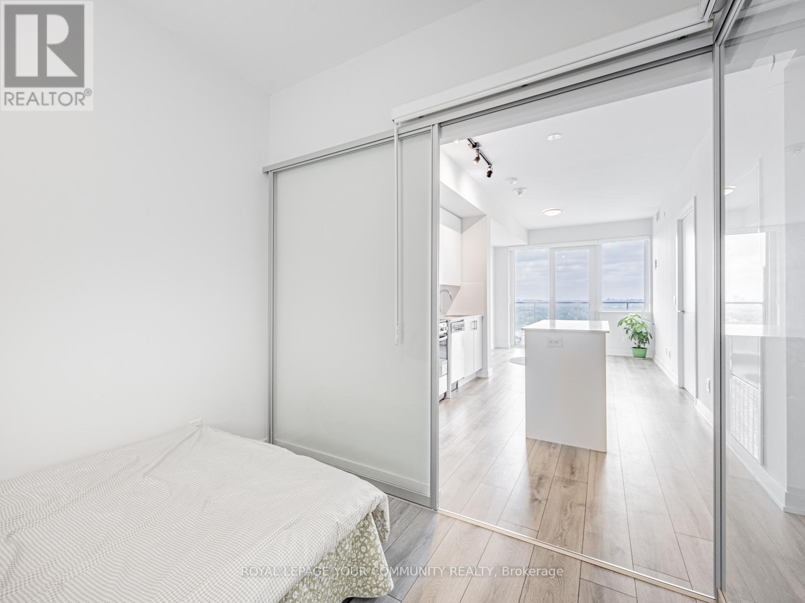 Photo 10 of 2301 15 Ellerslie Avenue, Toronto ON