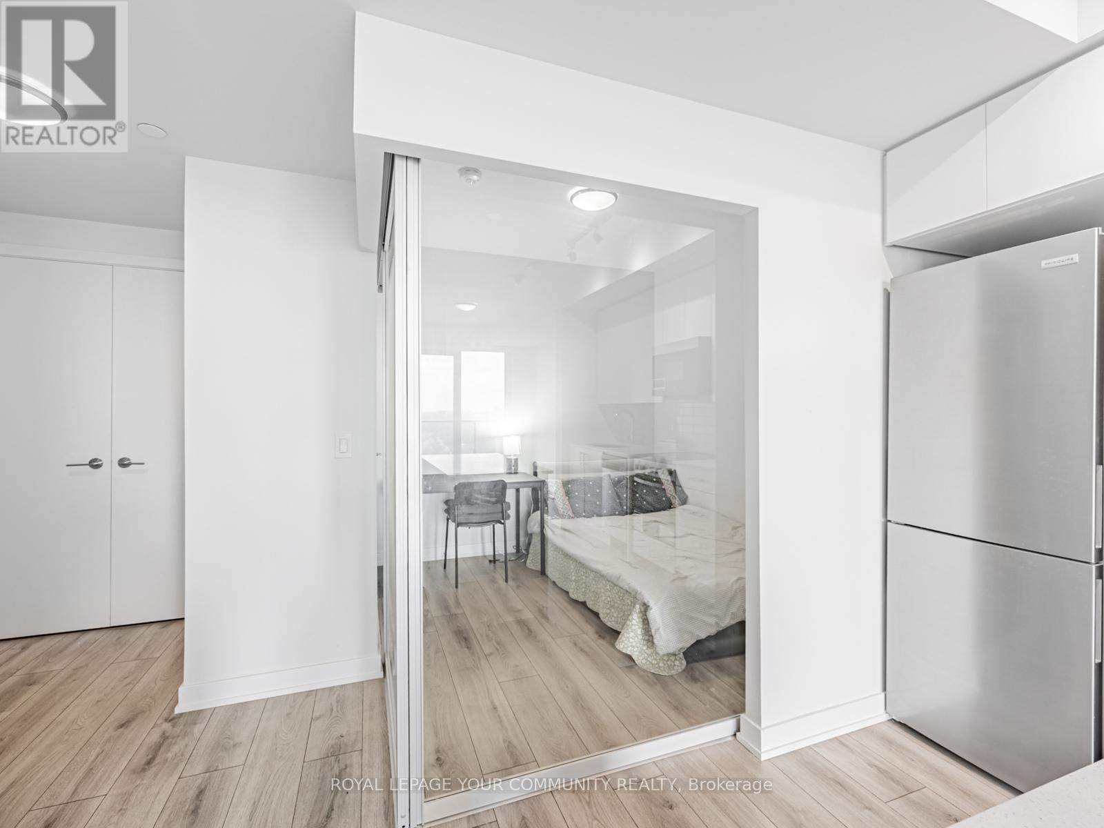Photo 29 of 2301 15 Ellerslie Avenue, Toronto ON