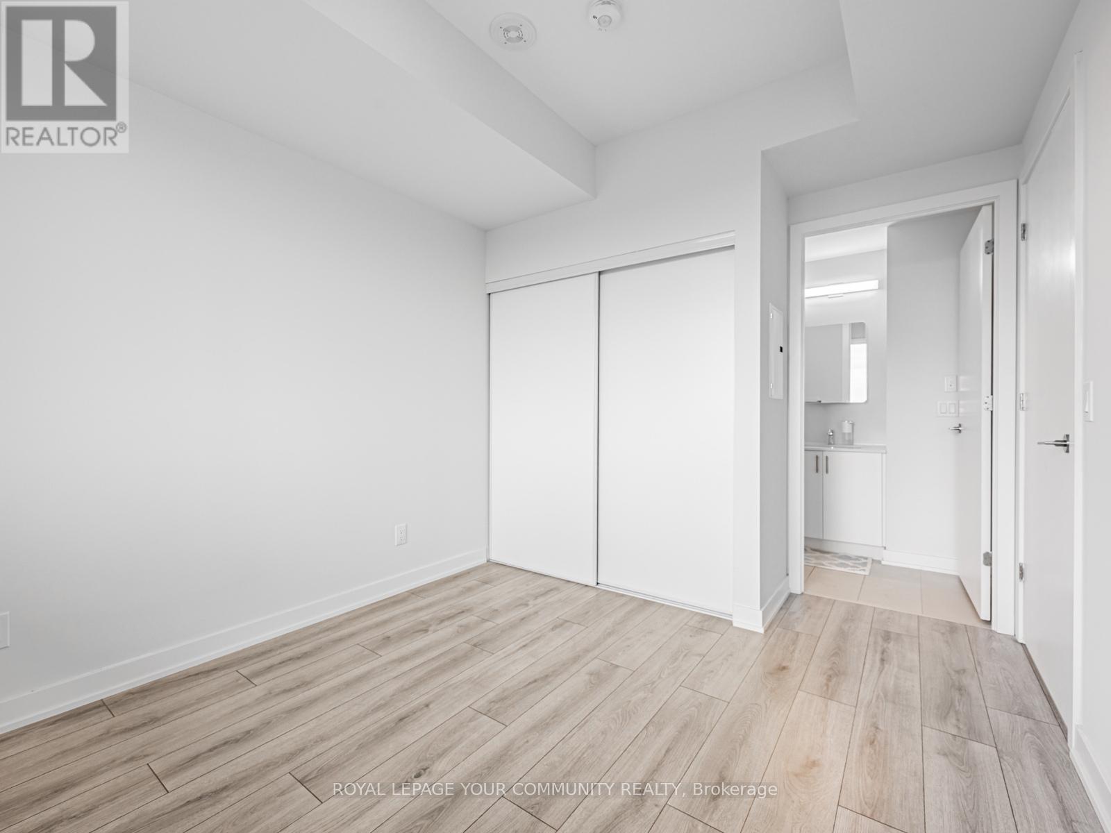 Photo 11 of 2301 15 Ellerslie Avenue, Toronto ON