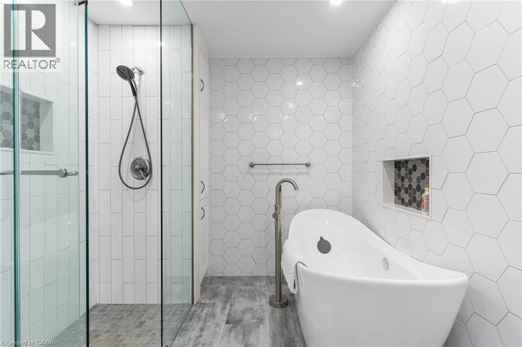 Photo 37 of 1927 Shellard Road, Cambridge ON
