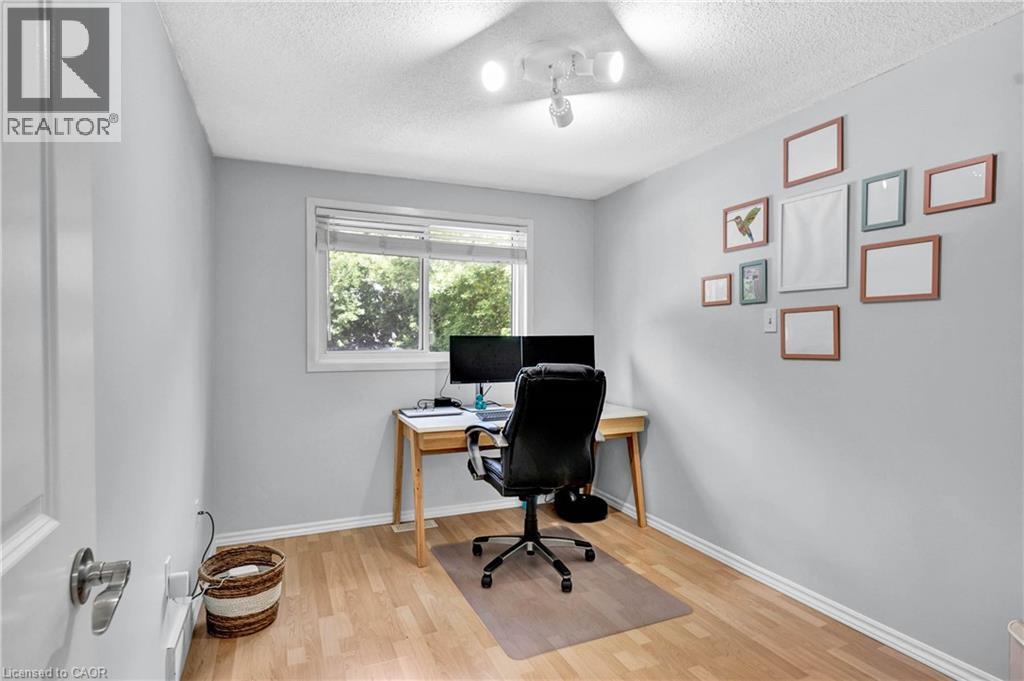 Photo 29 of 334 Sekura Street, Cambridge ON