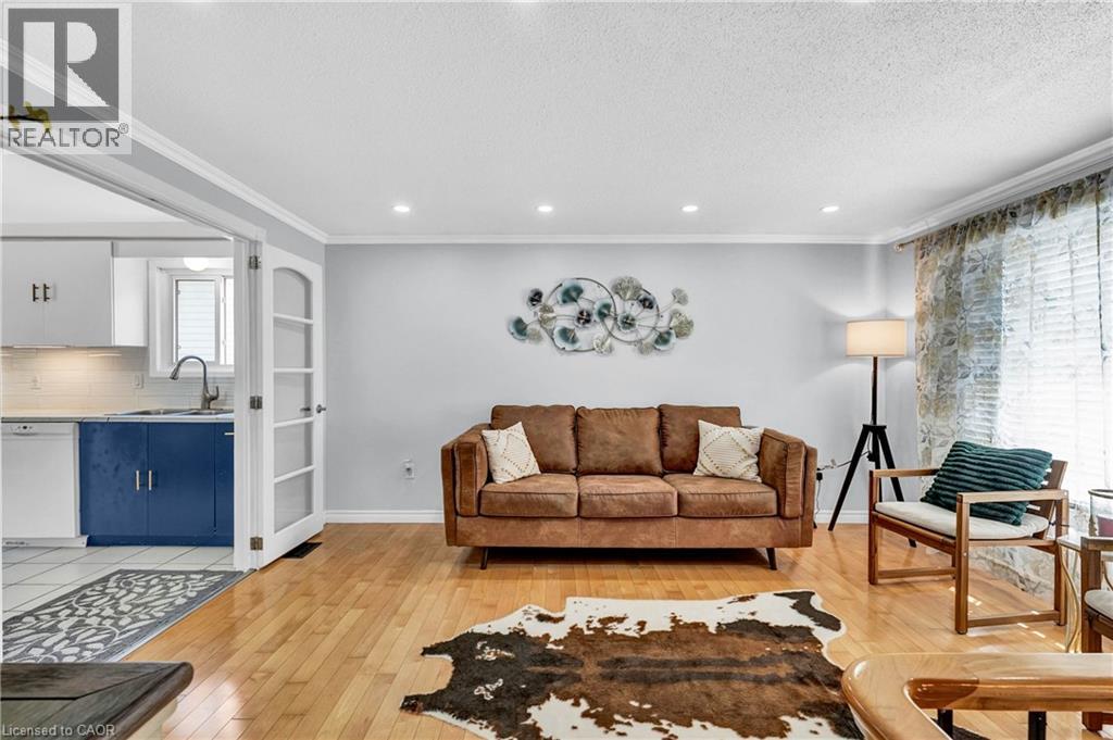 Photo 26 of 334 Sekura Street, Cambridge ON