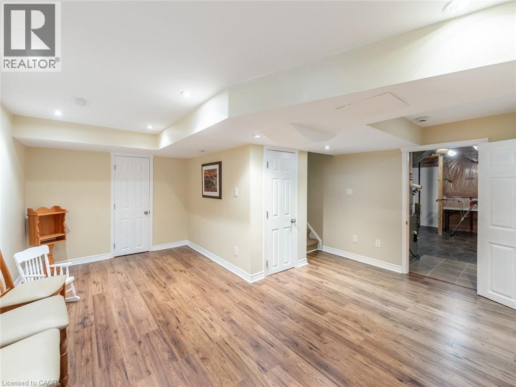 Photo 18 of 278 Van Allen Gate, Milton ON
