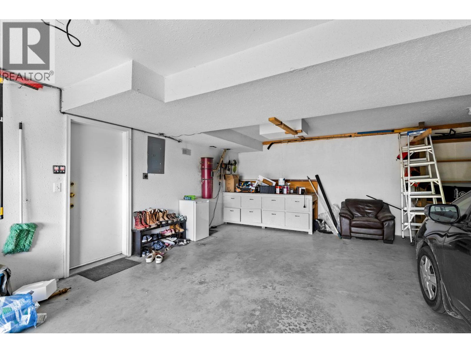  125 Applecrest Court, Kelowna