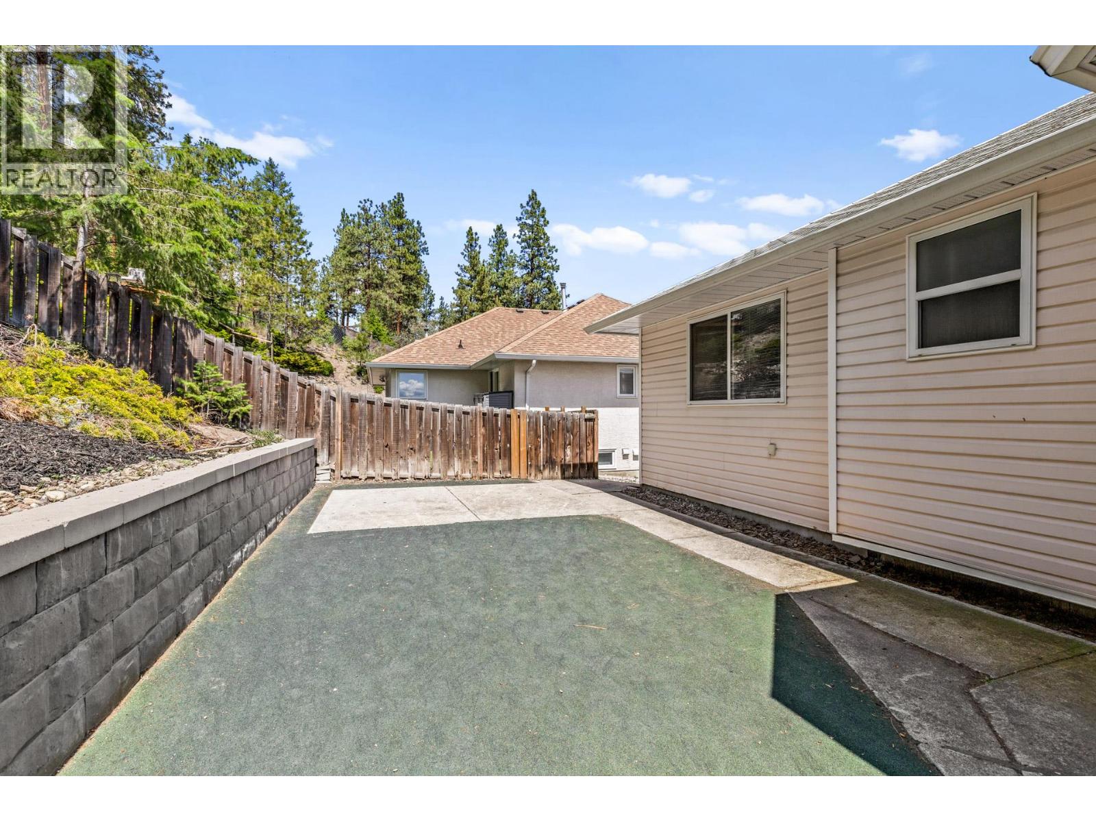  125 Applecrest Court, Kelowna