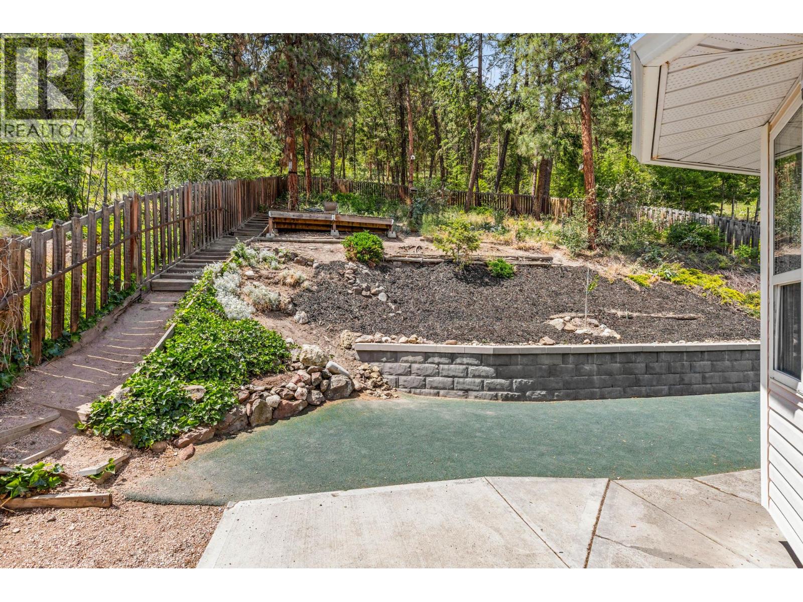  125 Applecrest Court, Kelowna