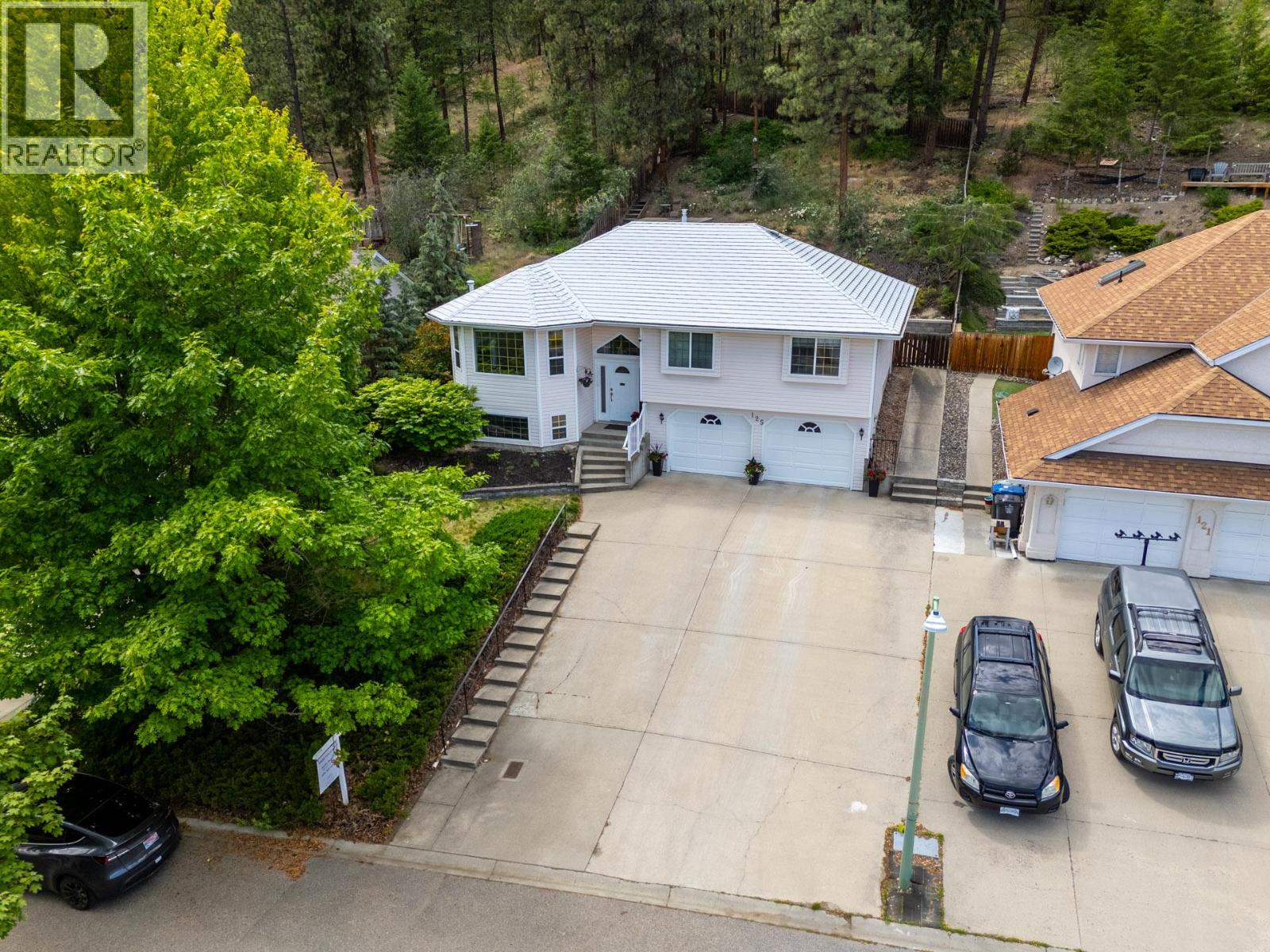  125 Applecrest Court, Kelowna