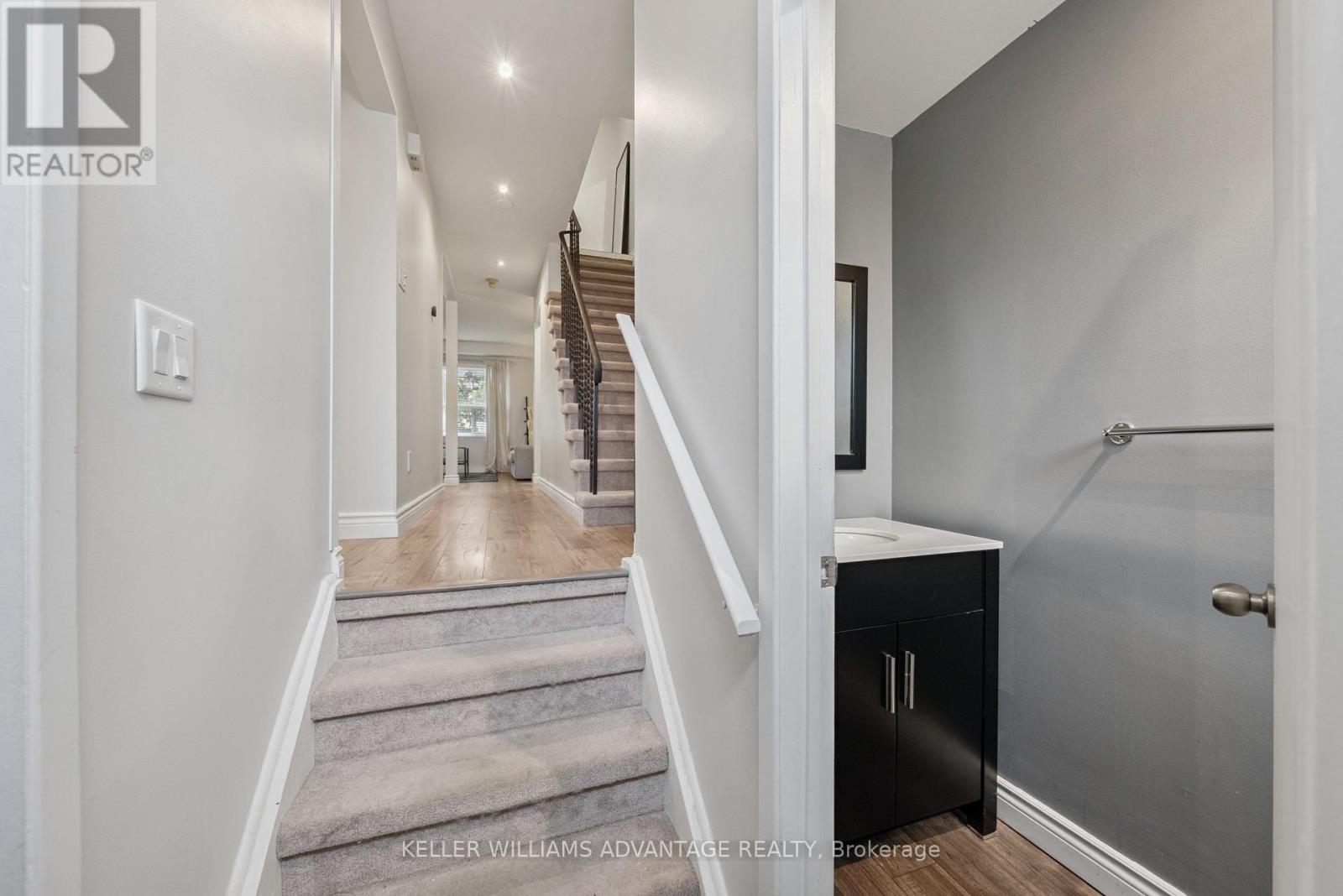Photo 2 of 168 1915 Denmar Road, Pickering ON