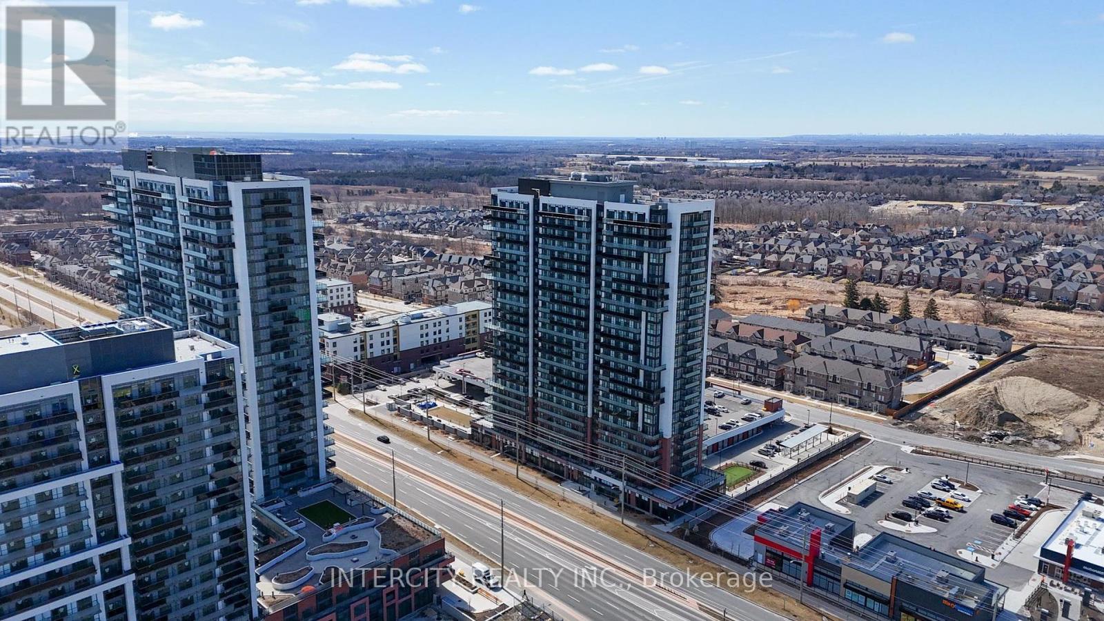 Photo 9 of 1207 2550 Simcoe Street N, Oshawa ON