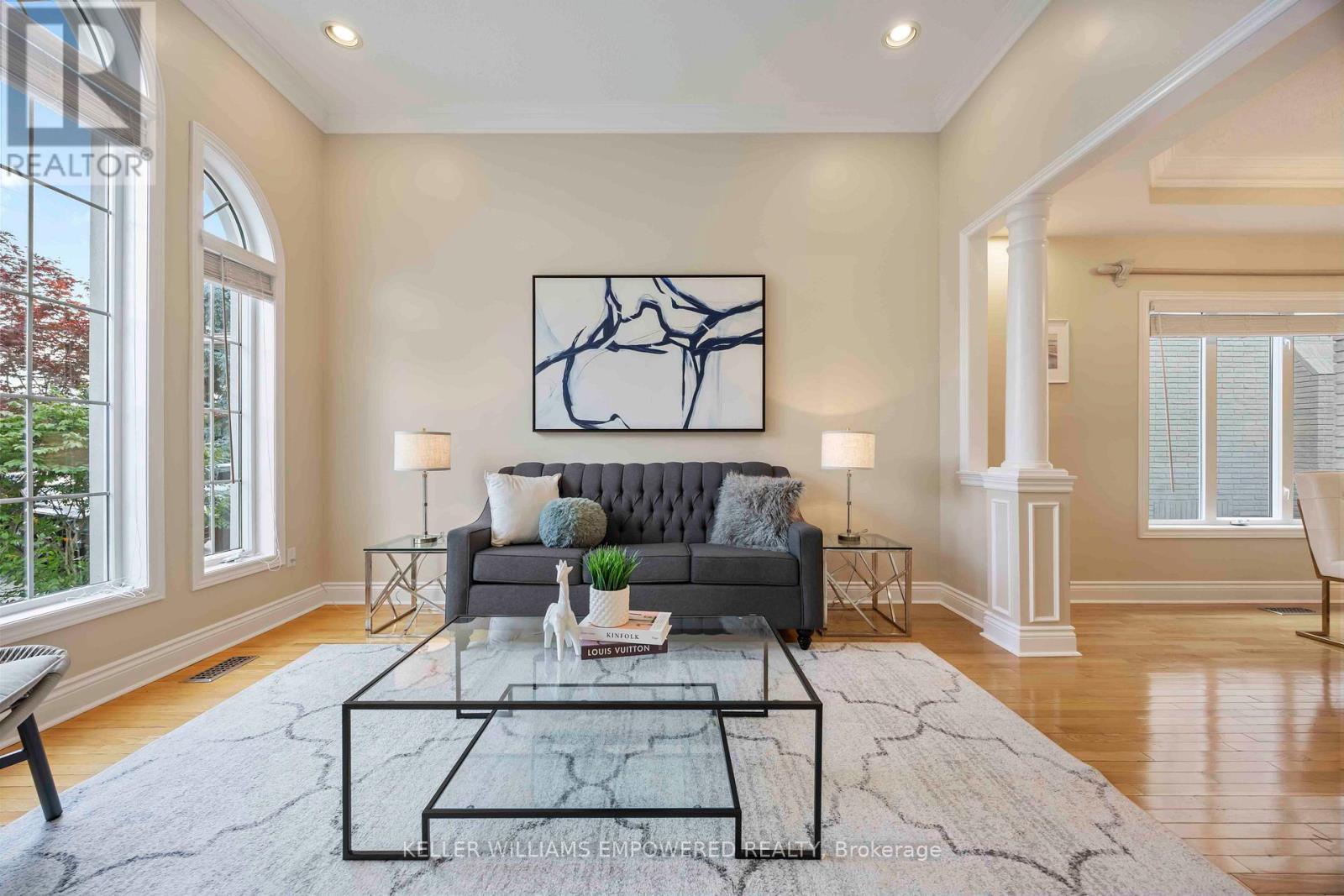 Photo 30 of 60 Brookside Road, Richmond Hill ON