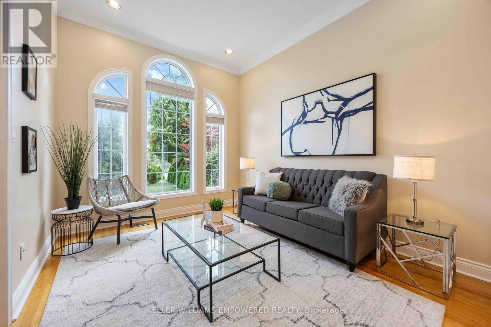 Photo 20 of 60 Brookside Road, Richmond Hill ON