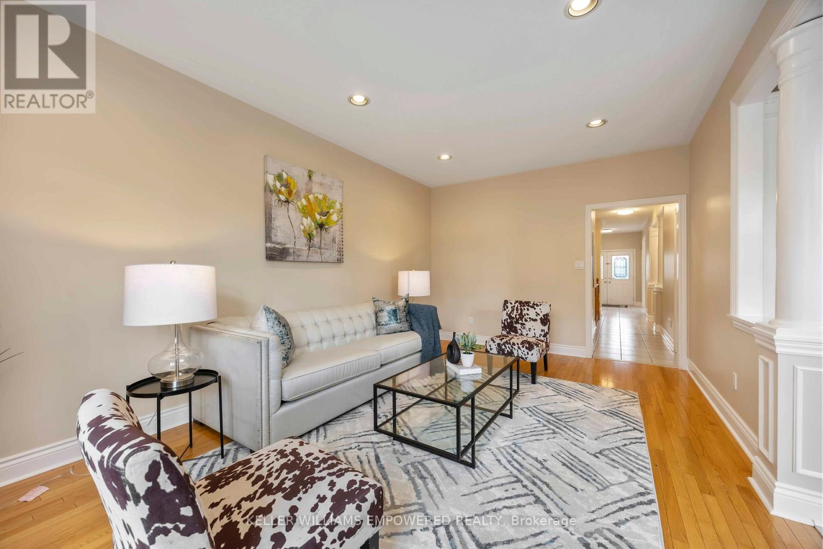 Photo 32 of 60 Brookside Road, Richmond Hill ON