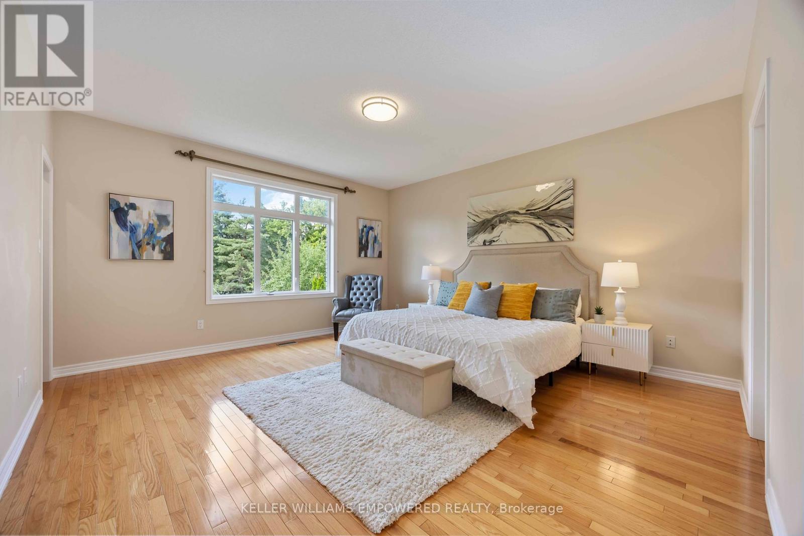 Photo 35 of 60 Brookside Road, Richmond Hill ON