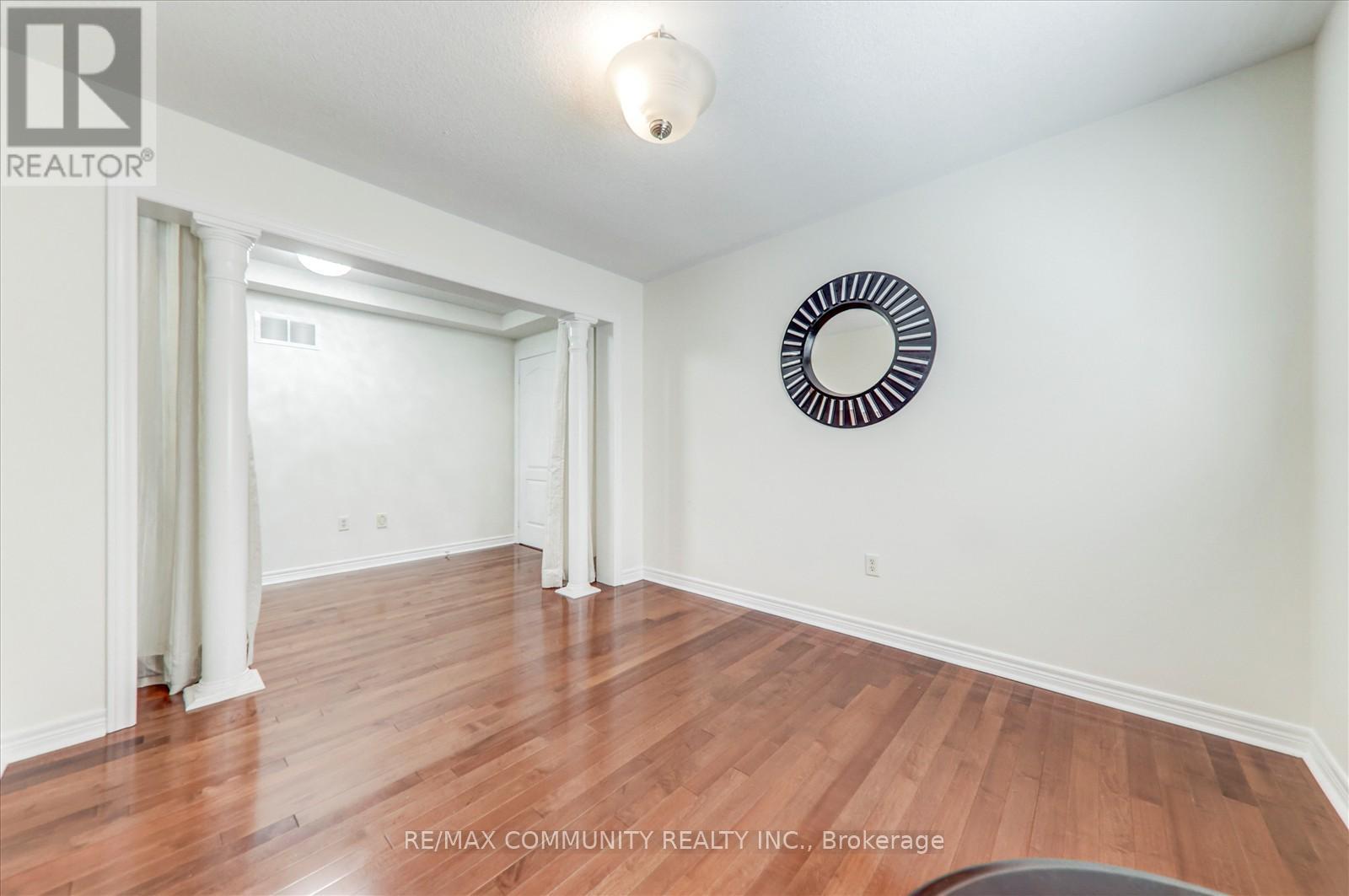 Photo 38 of 138 West Lawn Crescent, Whitchurchstouffville ON