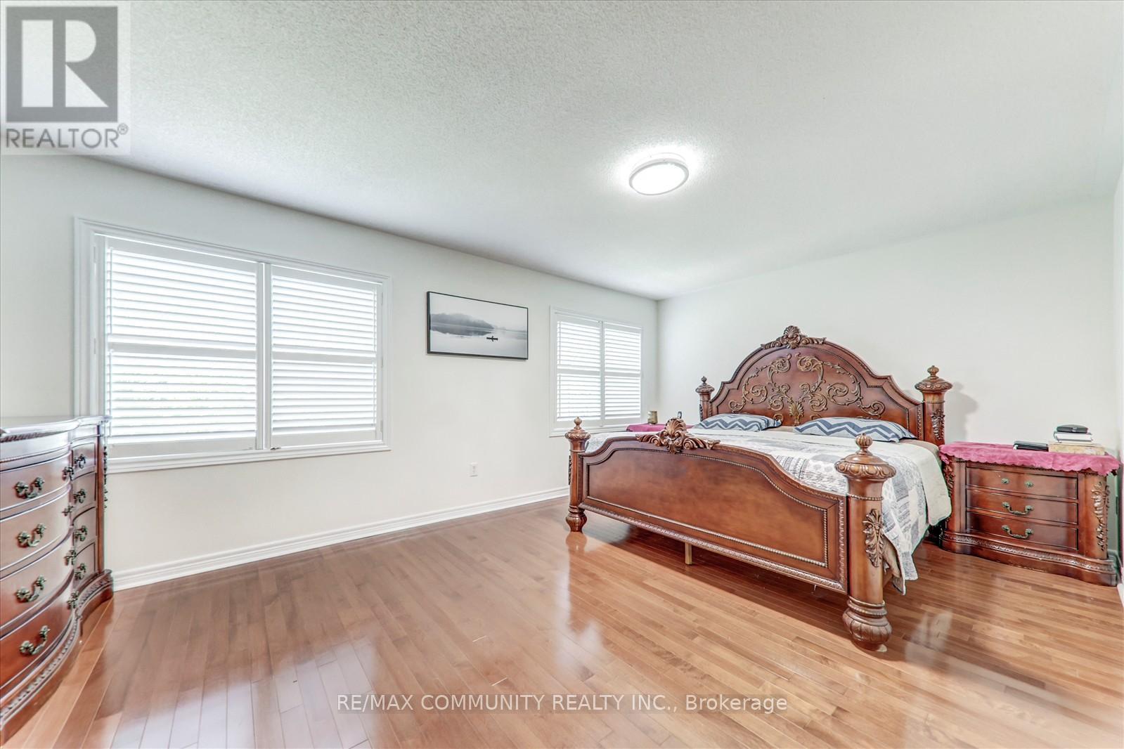 Photo 46 of 138 West Lawn Crescent, Whitchurchstouffville ON