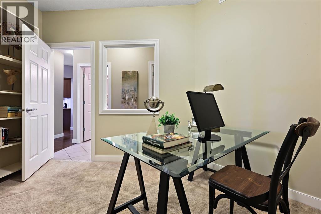 Single Family House for Sale in   Signature Park SW Signal Hill Calgary 
