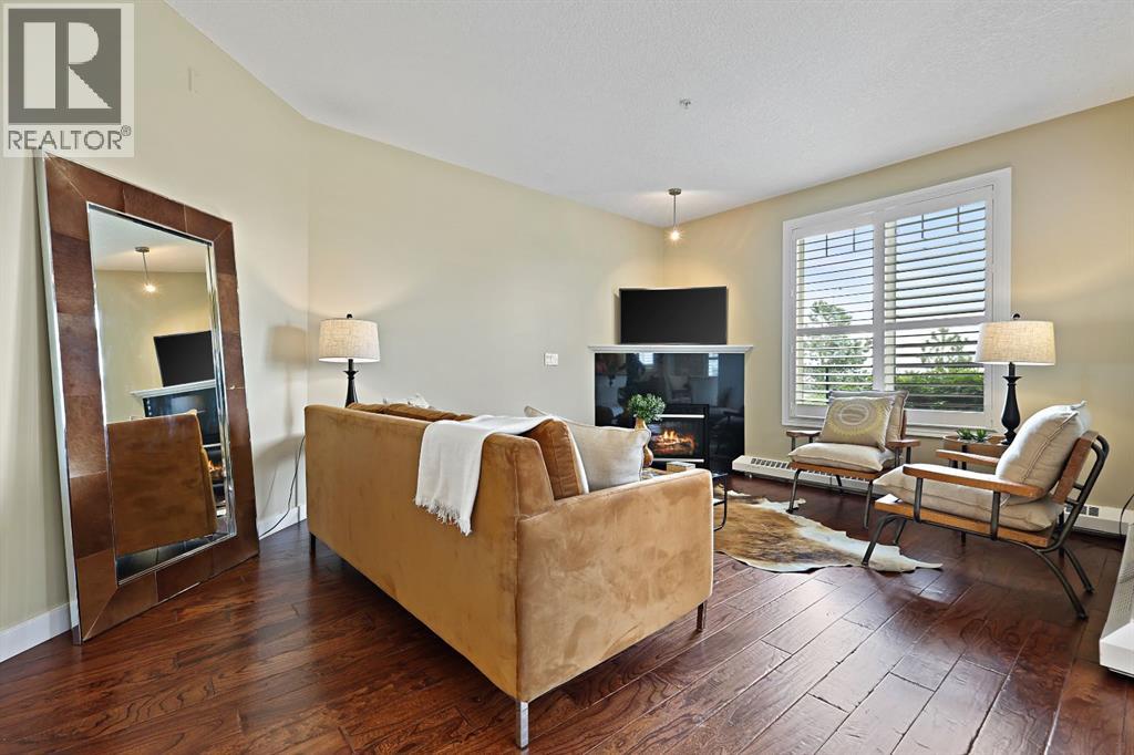 Single Family House for Sale in   Signature Park SW Signal Hill Calgary 