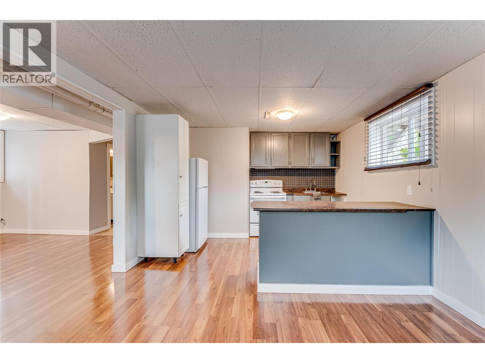 Photo 10 of 2302 42 Avenue, Vernon BC