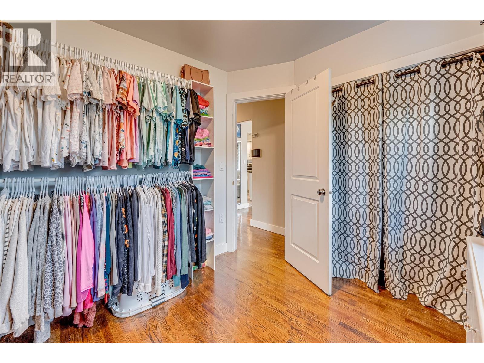 Photo 11 of 2302 42 Avenue, Vernon BC