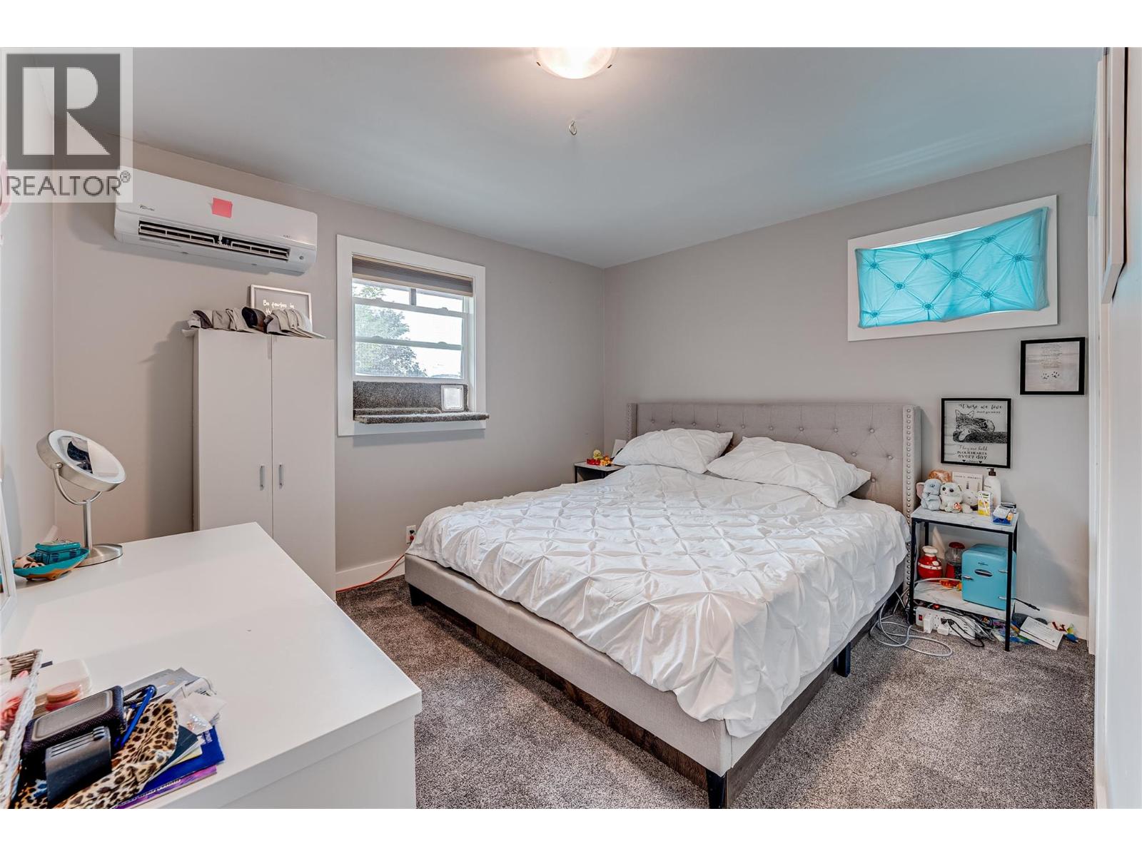Photo 3 of 2302 42 Avenue, Vernon BC