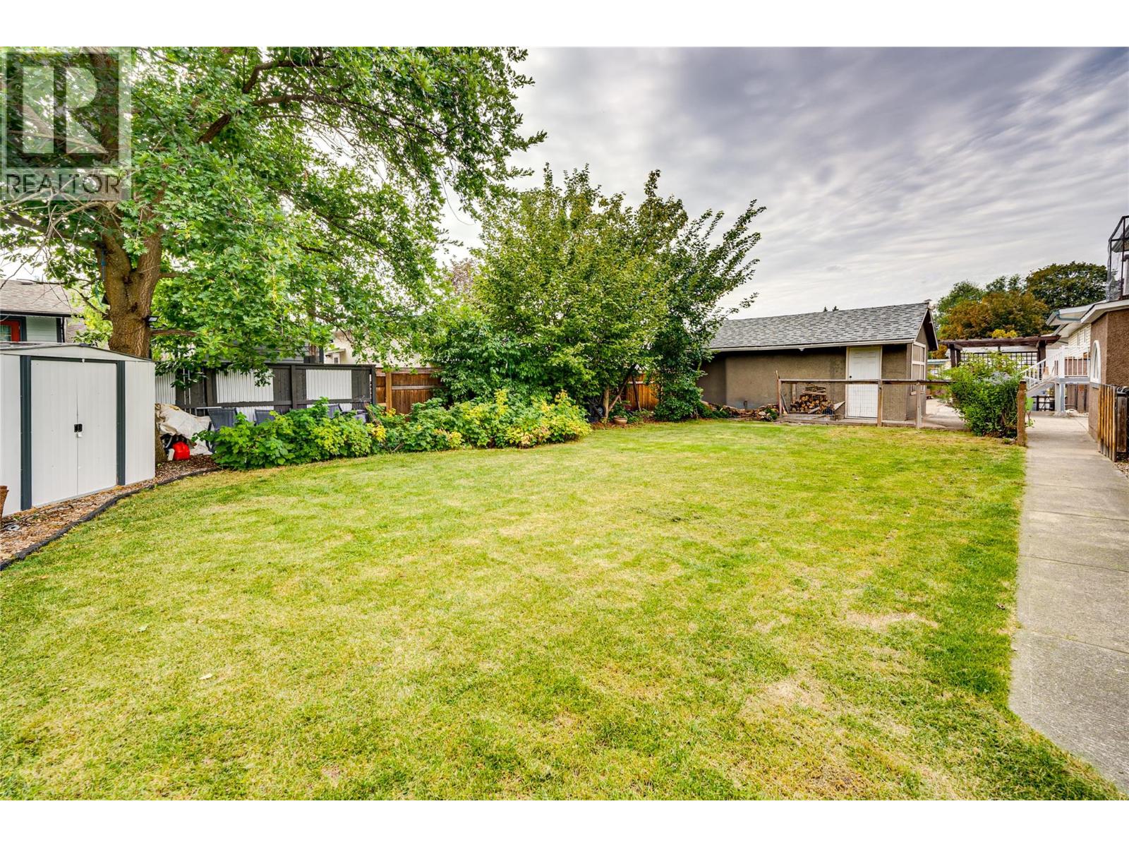 Photo 35 of 2302 42 Avenue, Vernon BC