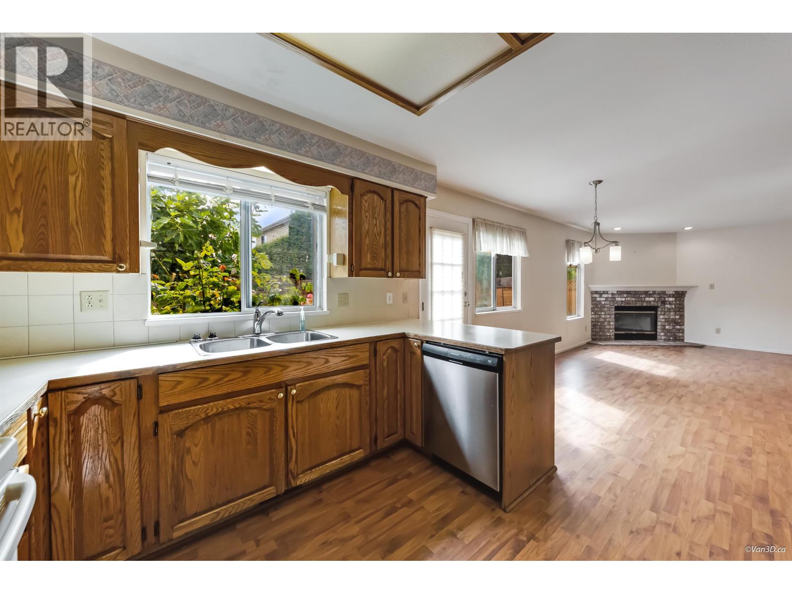Photo 17 of 5019 Linden Drive, Delta BC