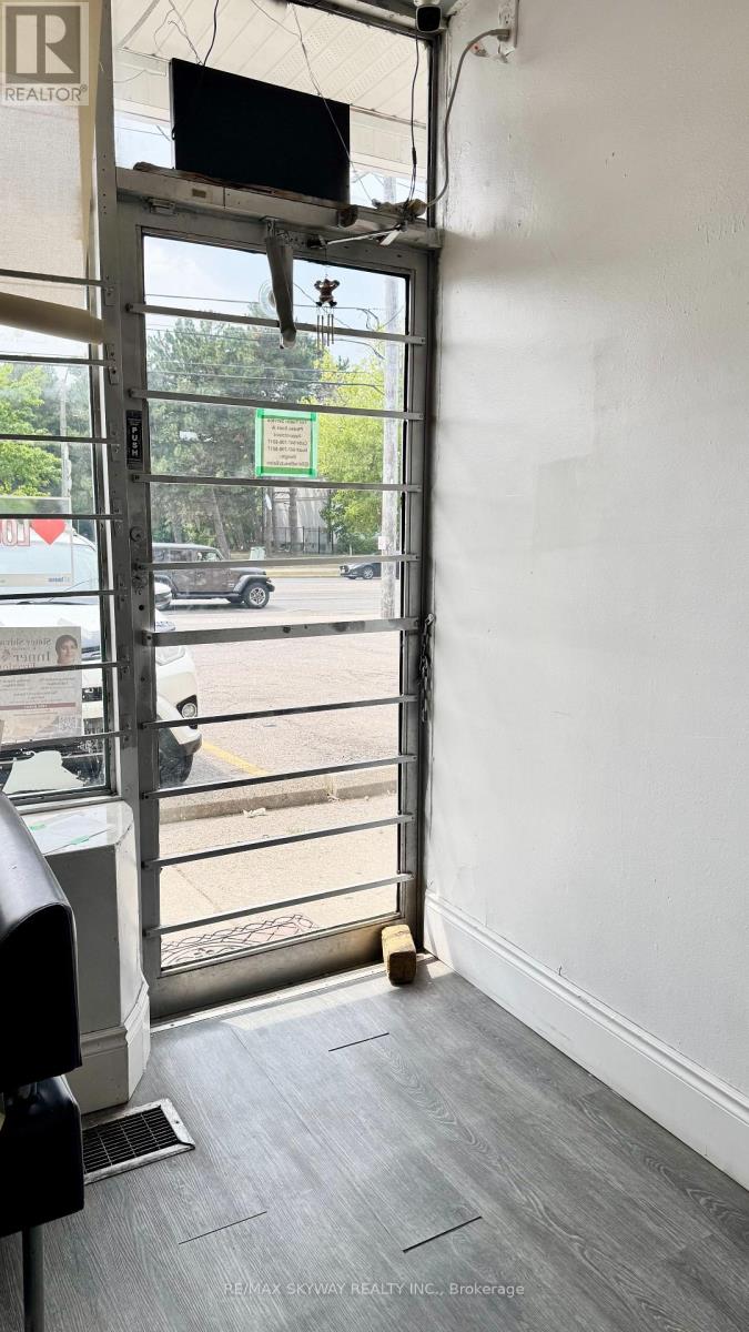 Photo 4 of 2665 Islington Avenue, Toronto ON