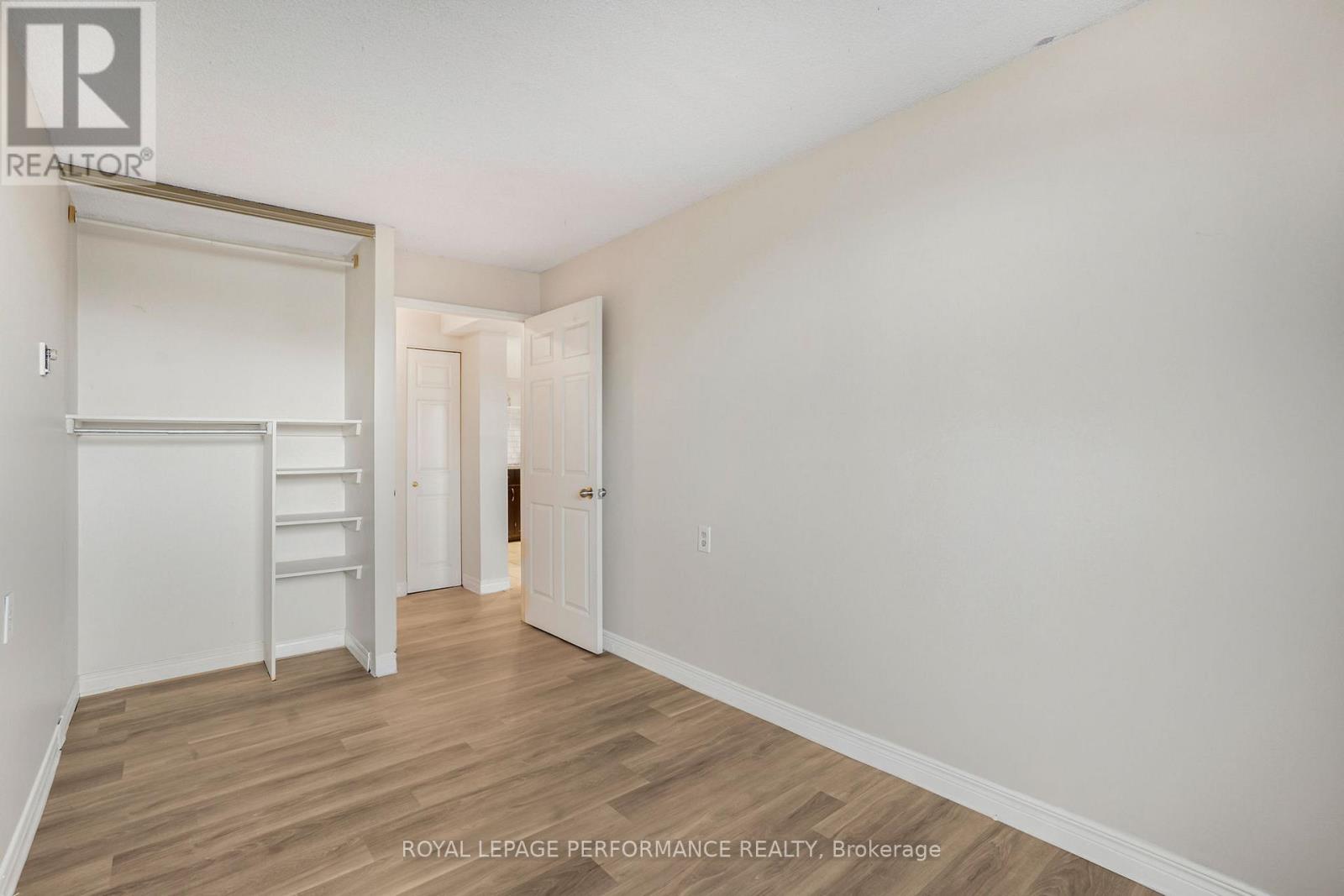 Photo 2 of 104 1440 Heron Road, Ottawa ON