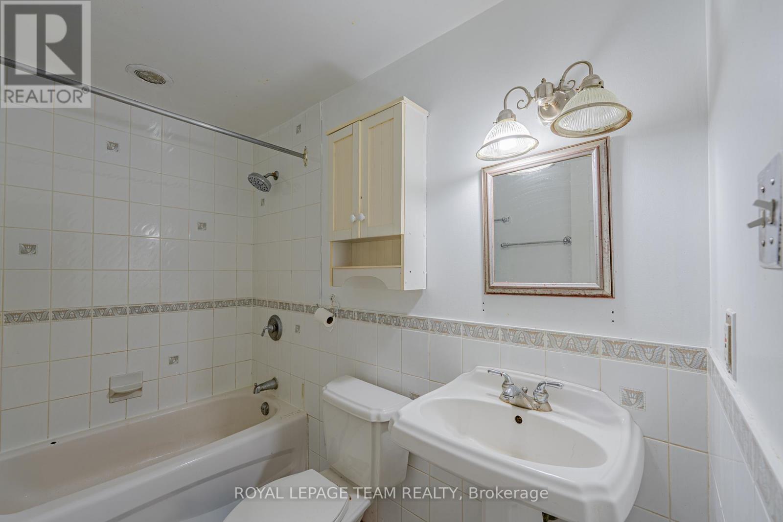 Photo 14 of 1461 Murdock Gate, Ottawa ON