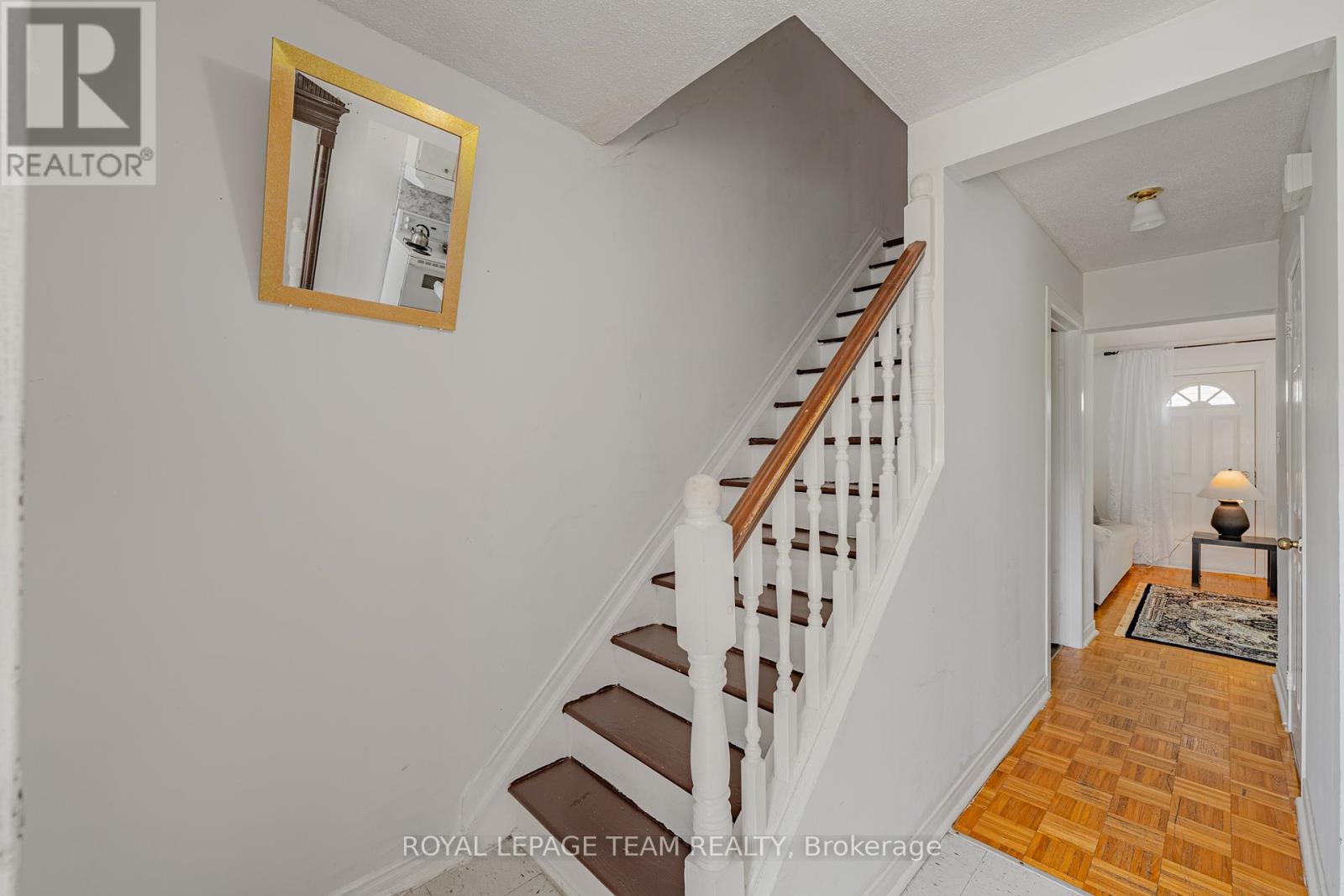 Photo 6 of 1461 Murdock Gate, Ottawa ON