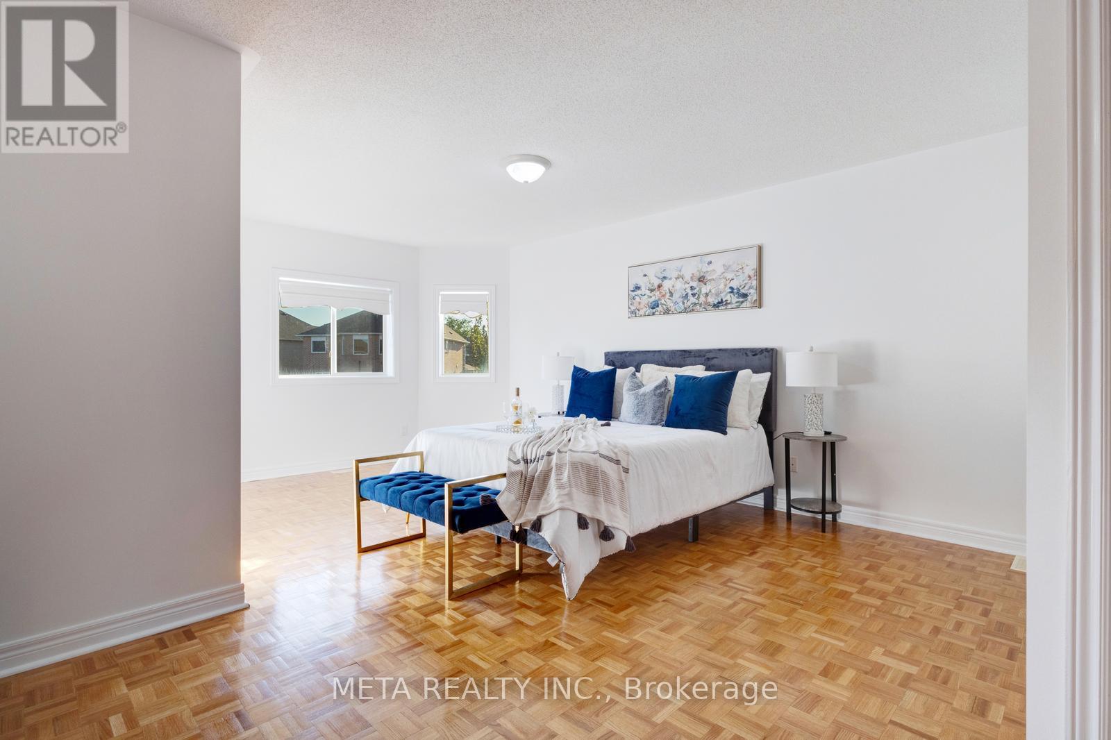 Photo 12 of 45 Trailview Lane, Caledon ON