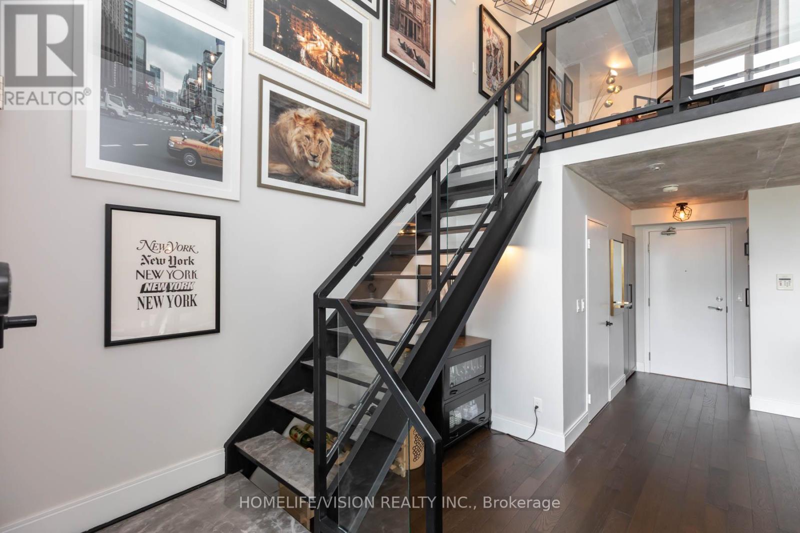 Photo 20 of 704 250 Manitoba Street, Toronto ON
