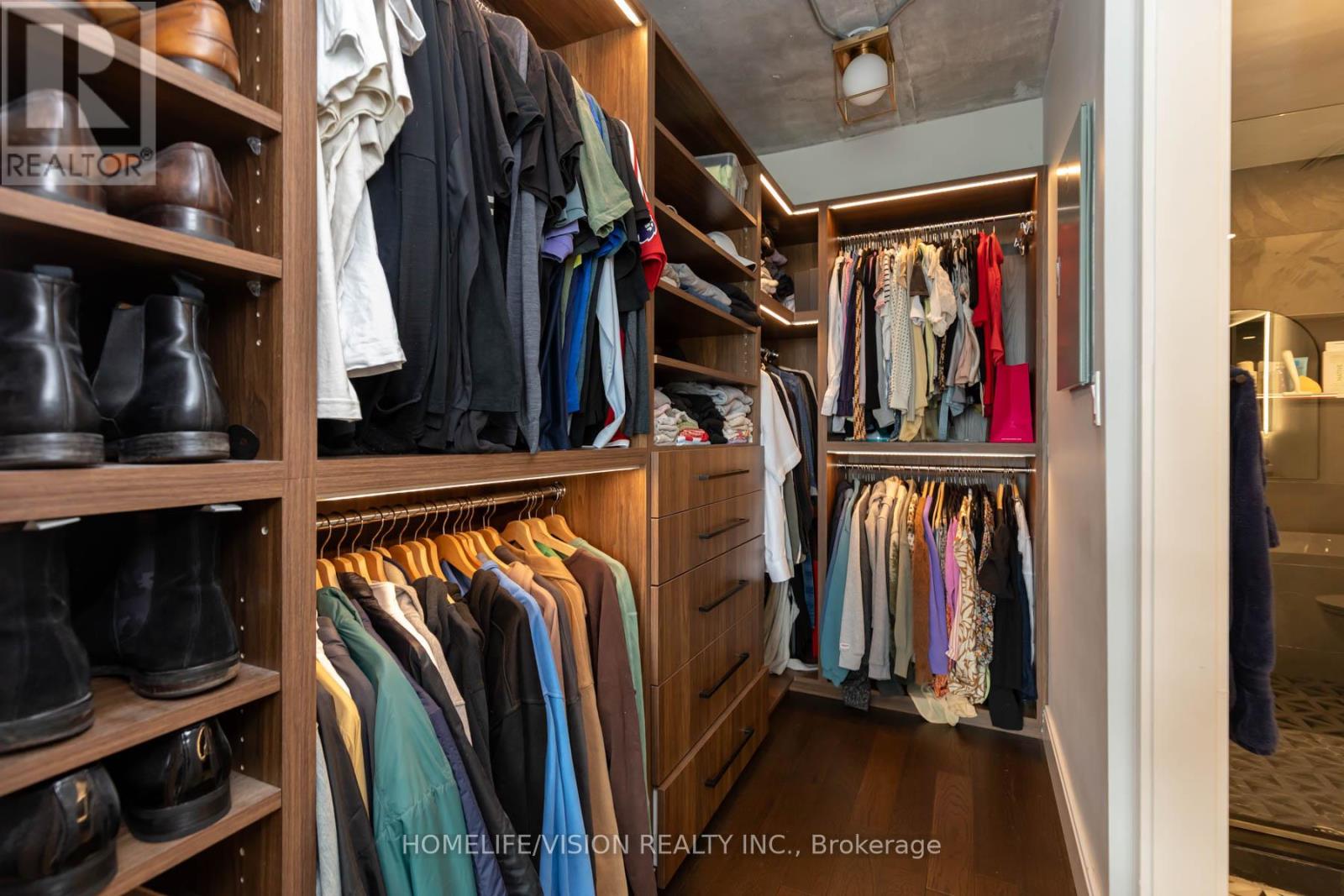 Photo 29 of 704 250 Manitoba Street, Toronto ON