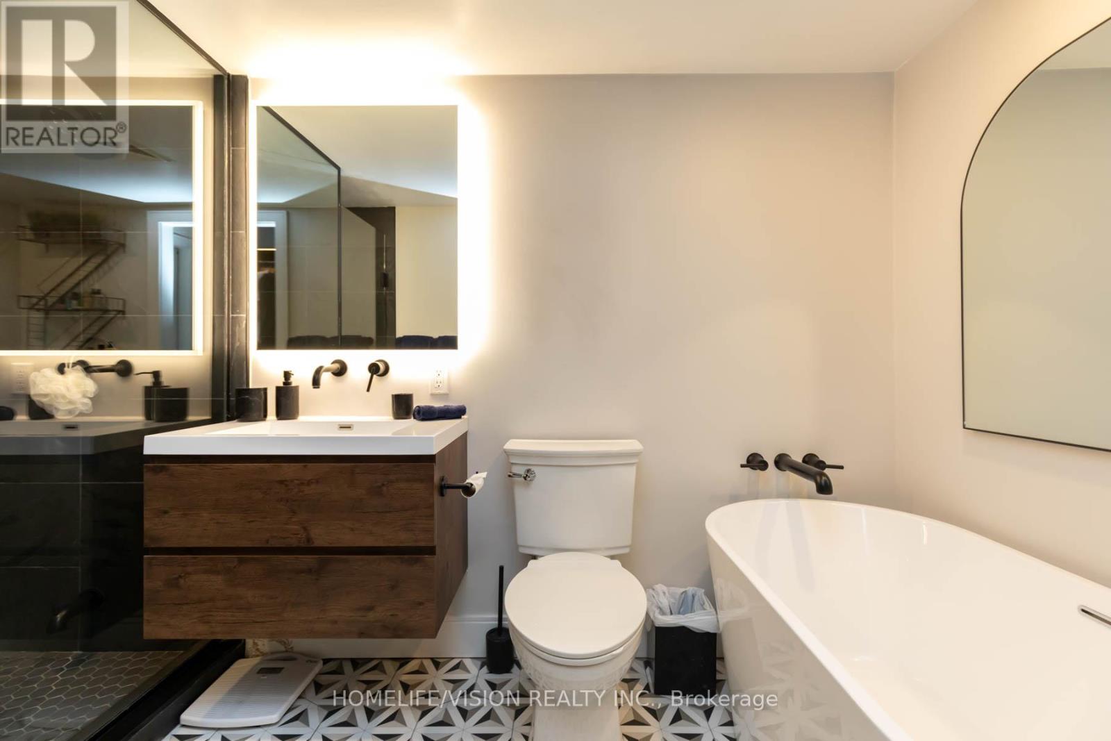 Photo 30 of 704 250 Manitoba Street, Toronto ON