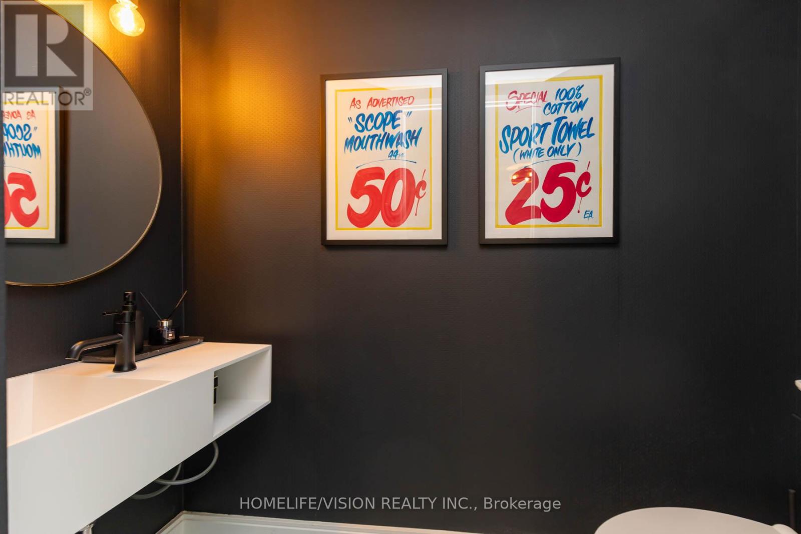 Photo 38 of 704 250 Manitoba Street, Toronto ON