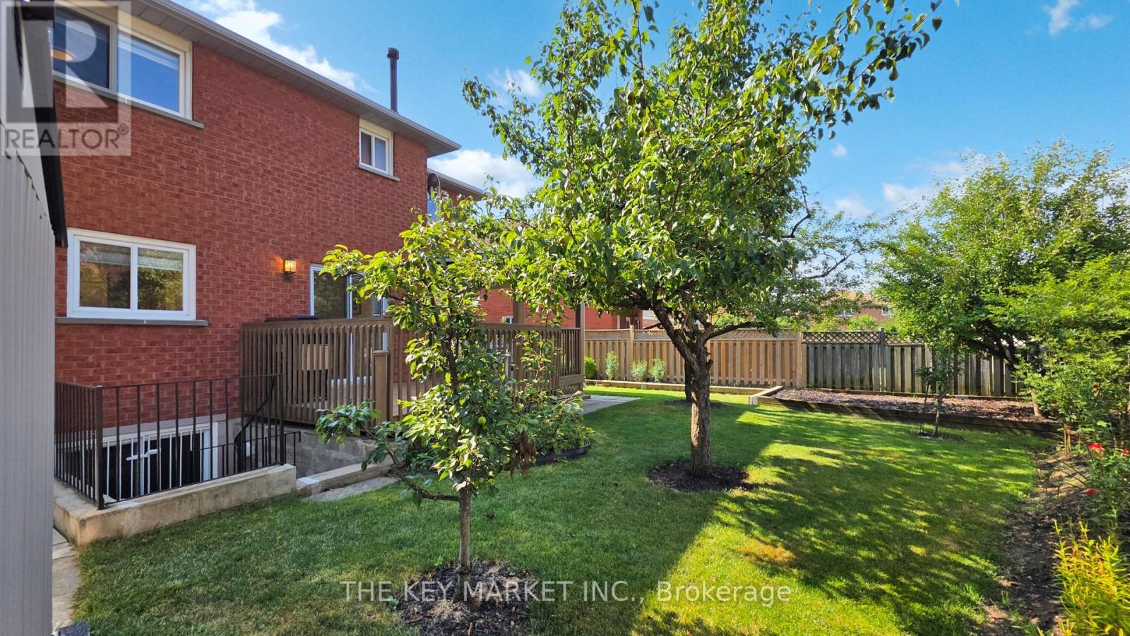 Photo 1 of 4561 Gladebrook Crescent, Mississauga ON