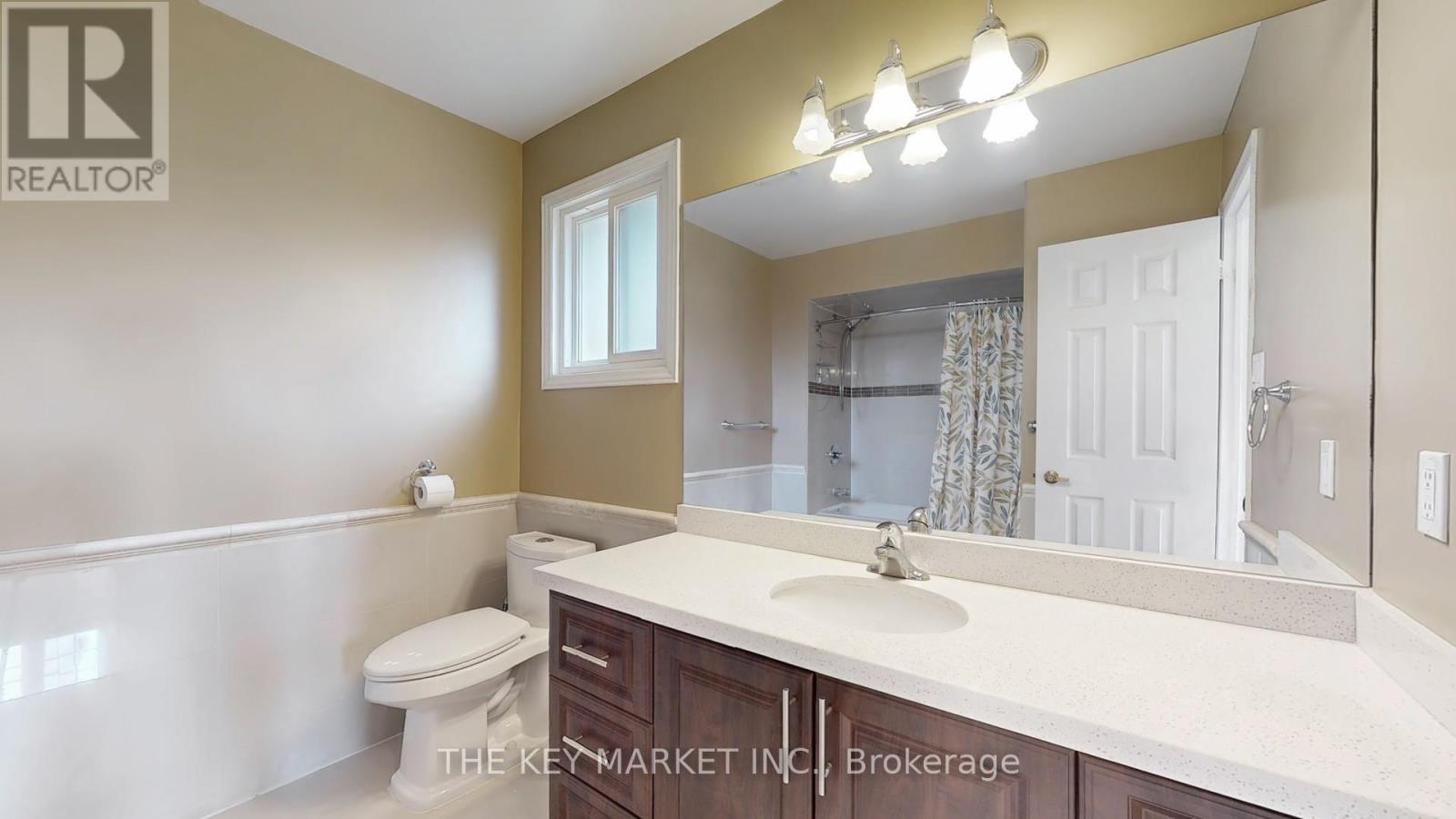 Photo 28 of 4561 Gladebrook Crescent, Mississauga ON