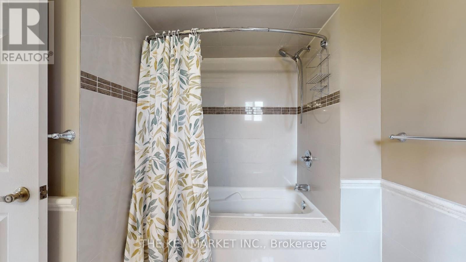Photo 29 of 4561 Gladebrook Crescent, Mississauga ON
