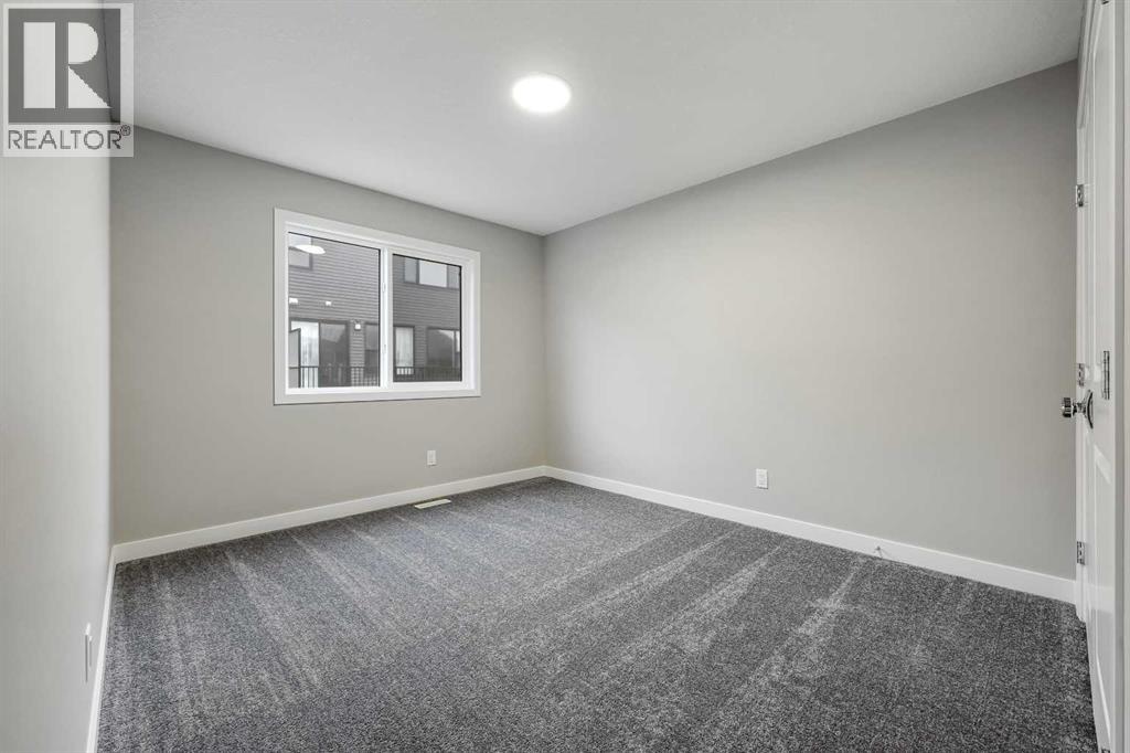 Photo 4 of 173 Edith Place Nw, Calgary AB